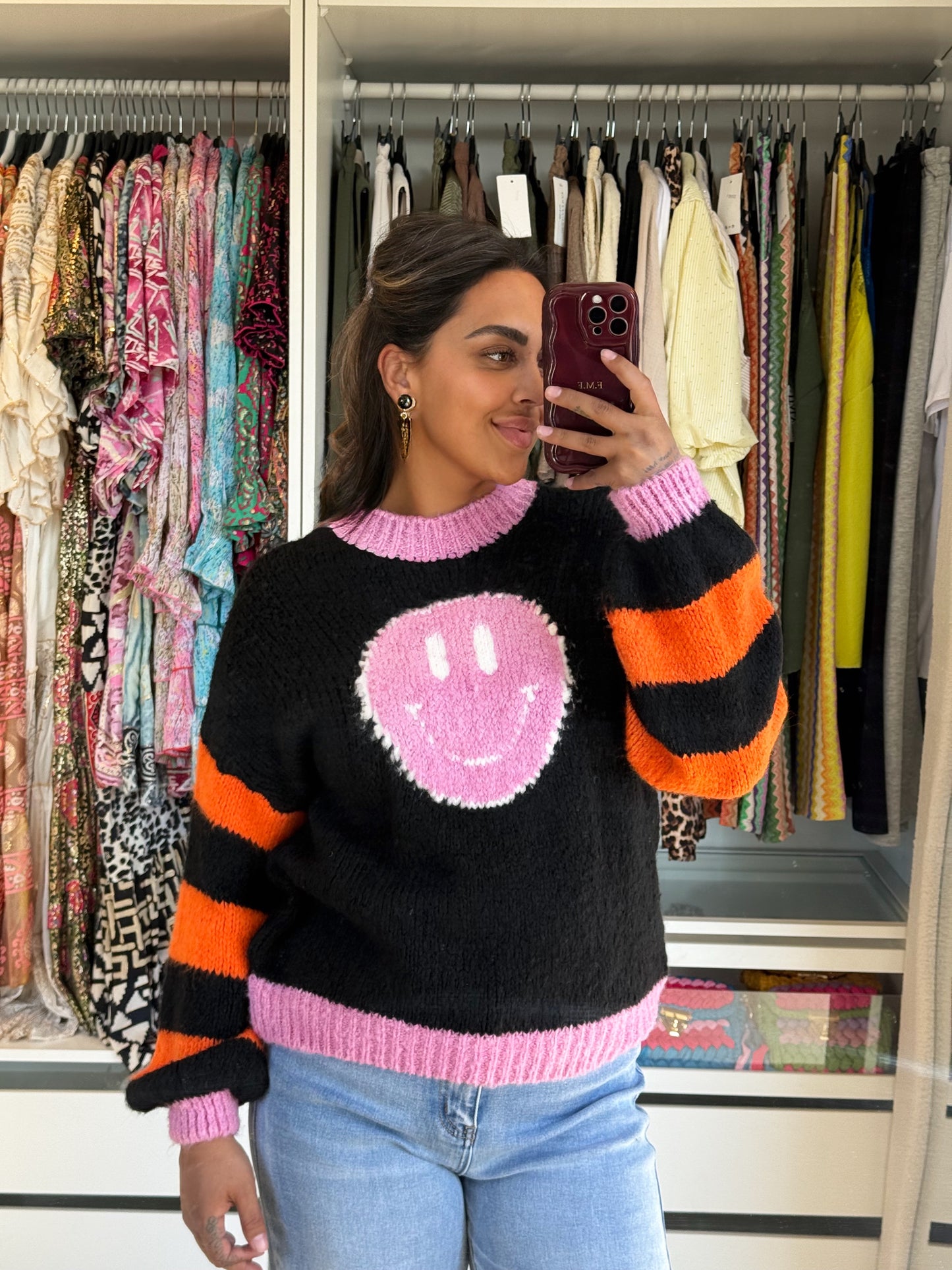 Balloon smiley sweater black