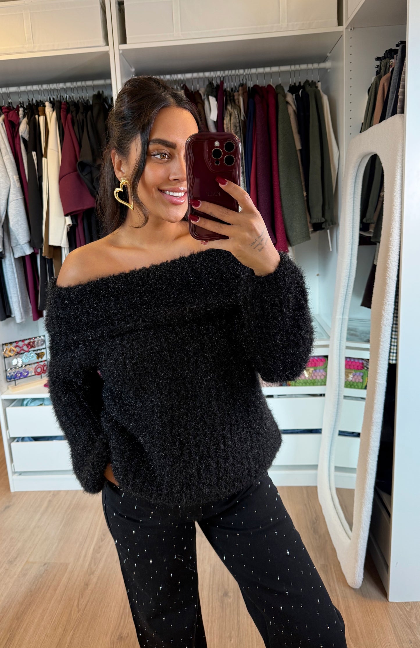 Amber off-shoulder knit black
