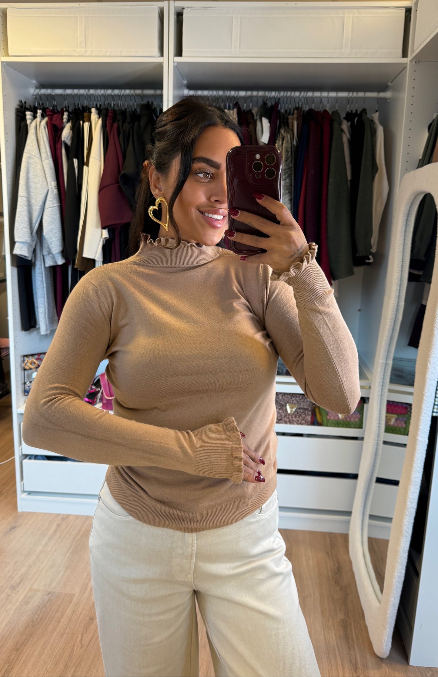 Romy ruffle coltrui camel