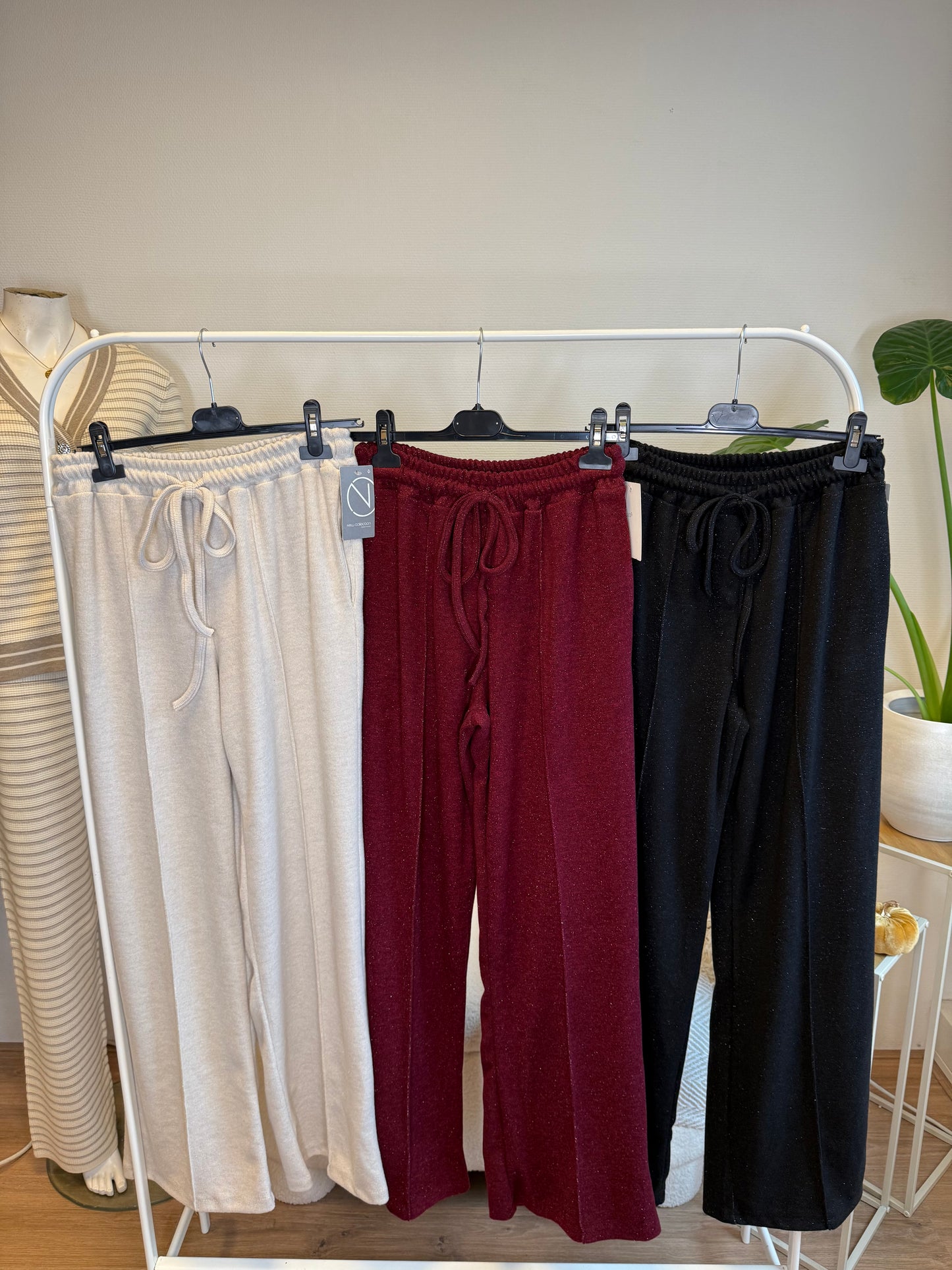 Sophia soft glitter jogger black