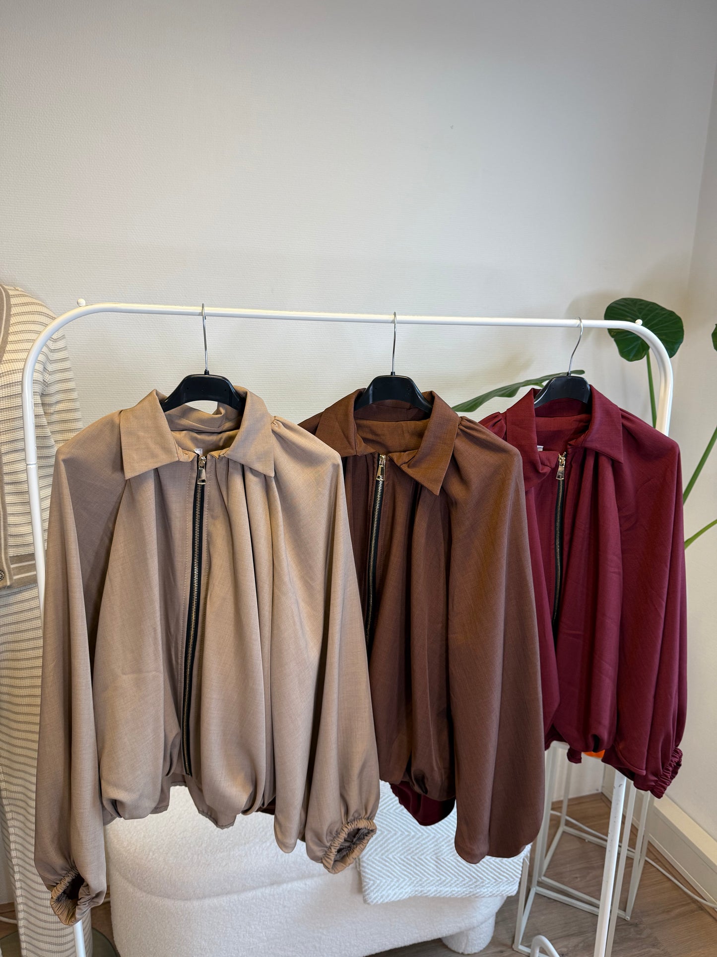 Beau butterfly jacket bordeaux