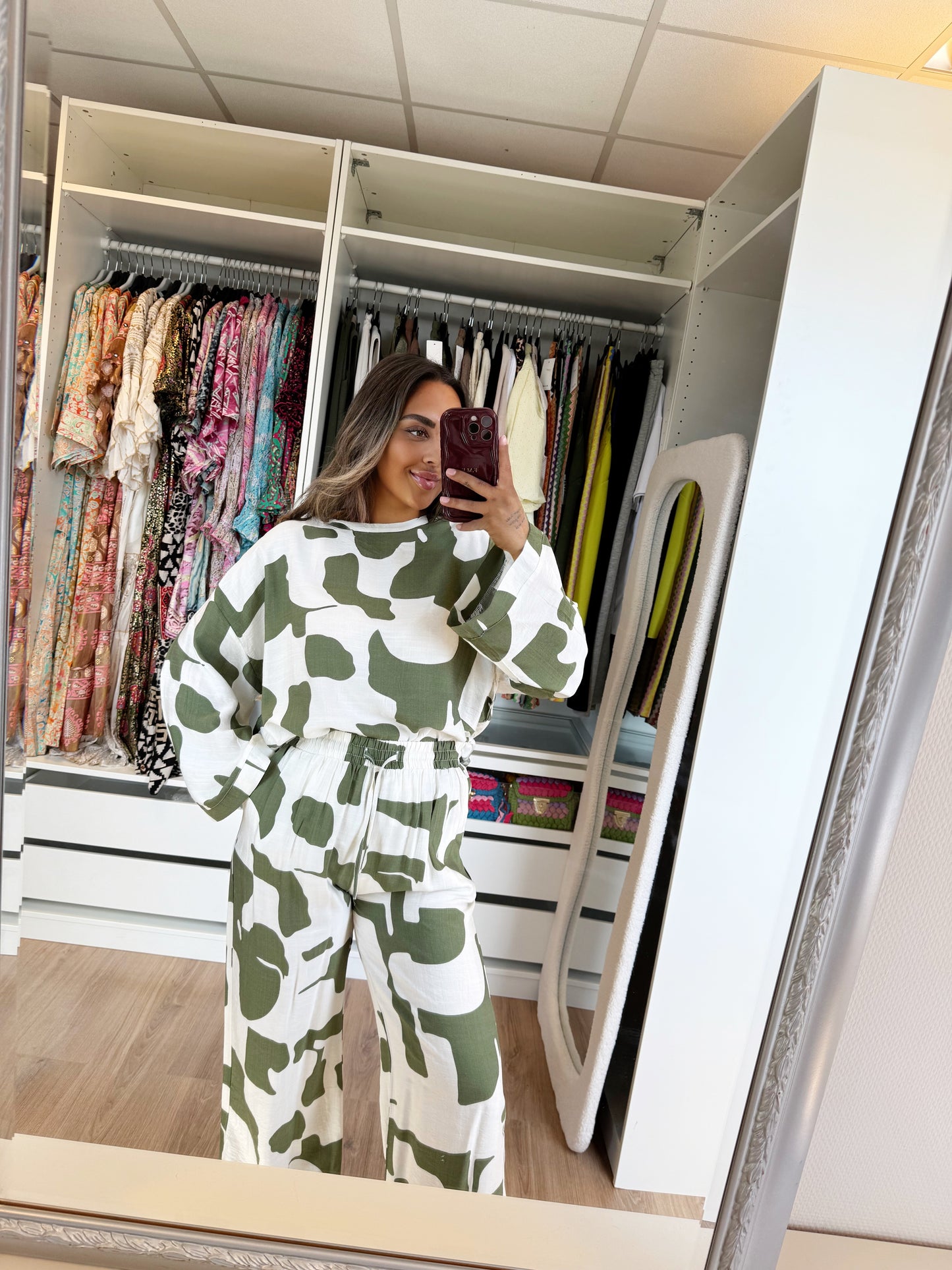 Kiara two piece set offwhite & sage green
