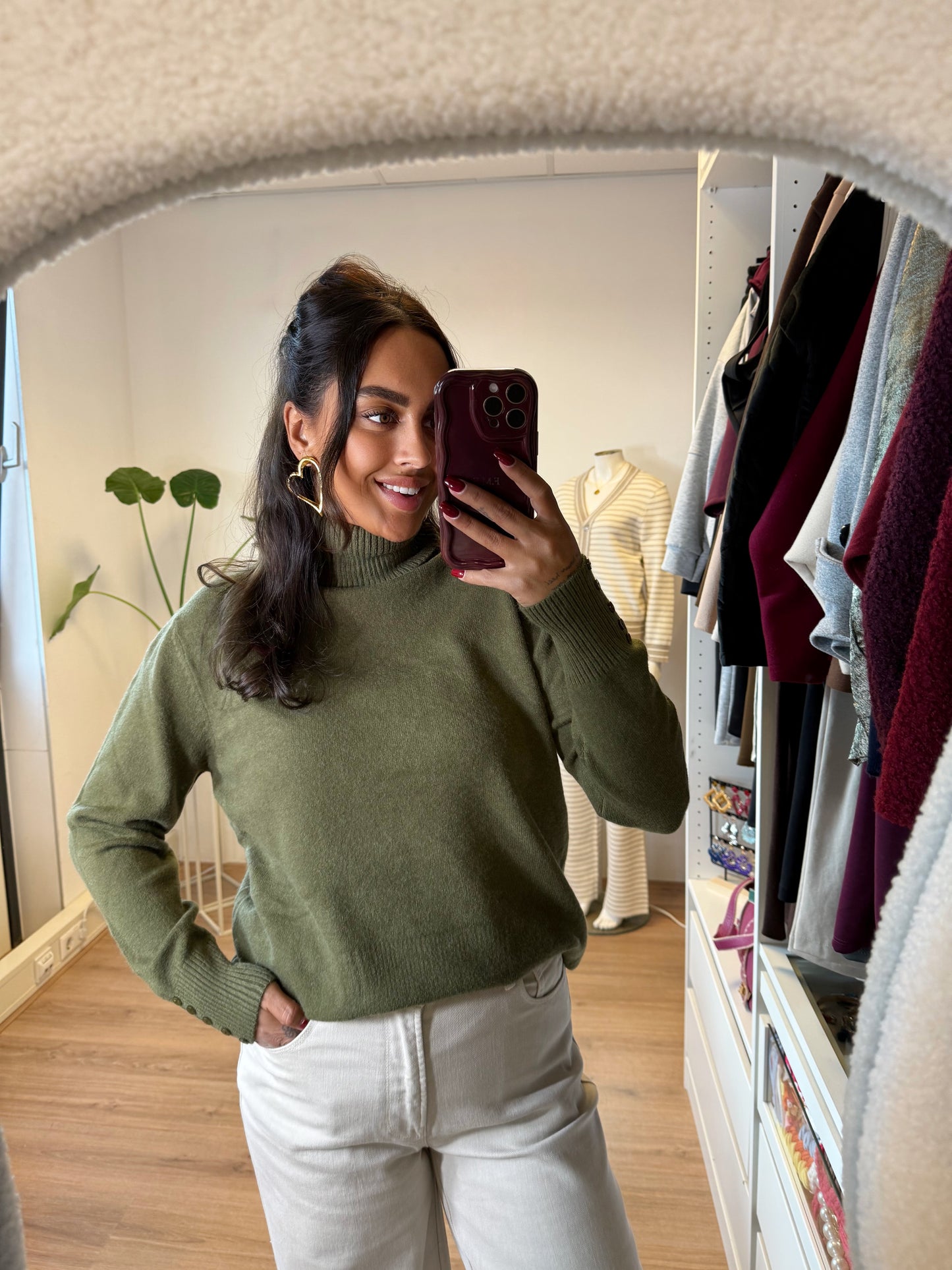 Yara button col army