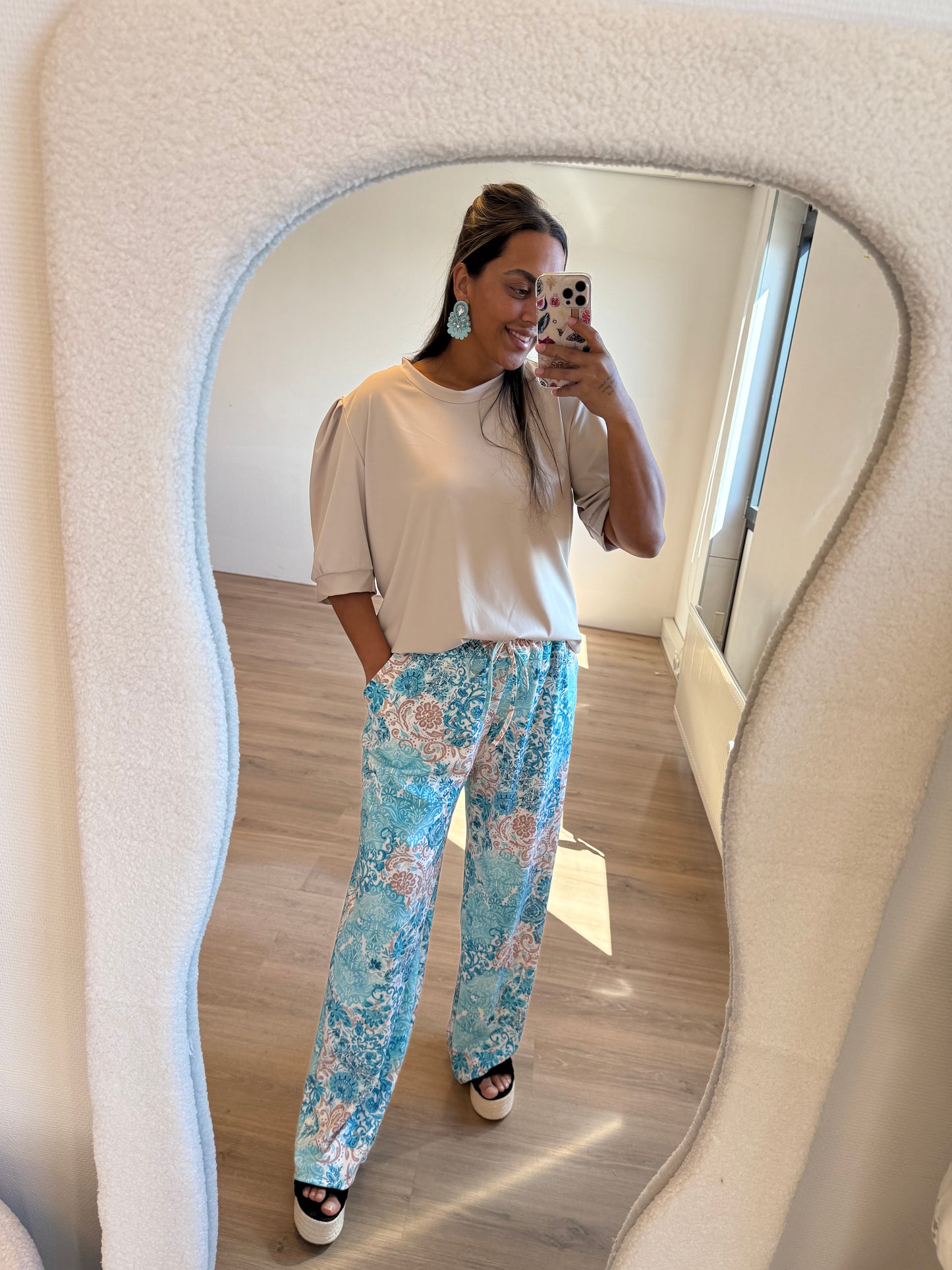 Tiffany travel pants lightblue & beige