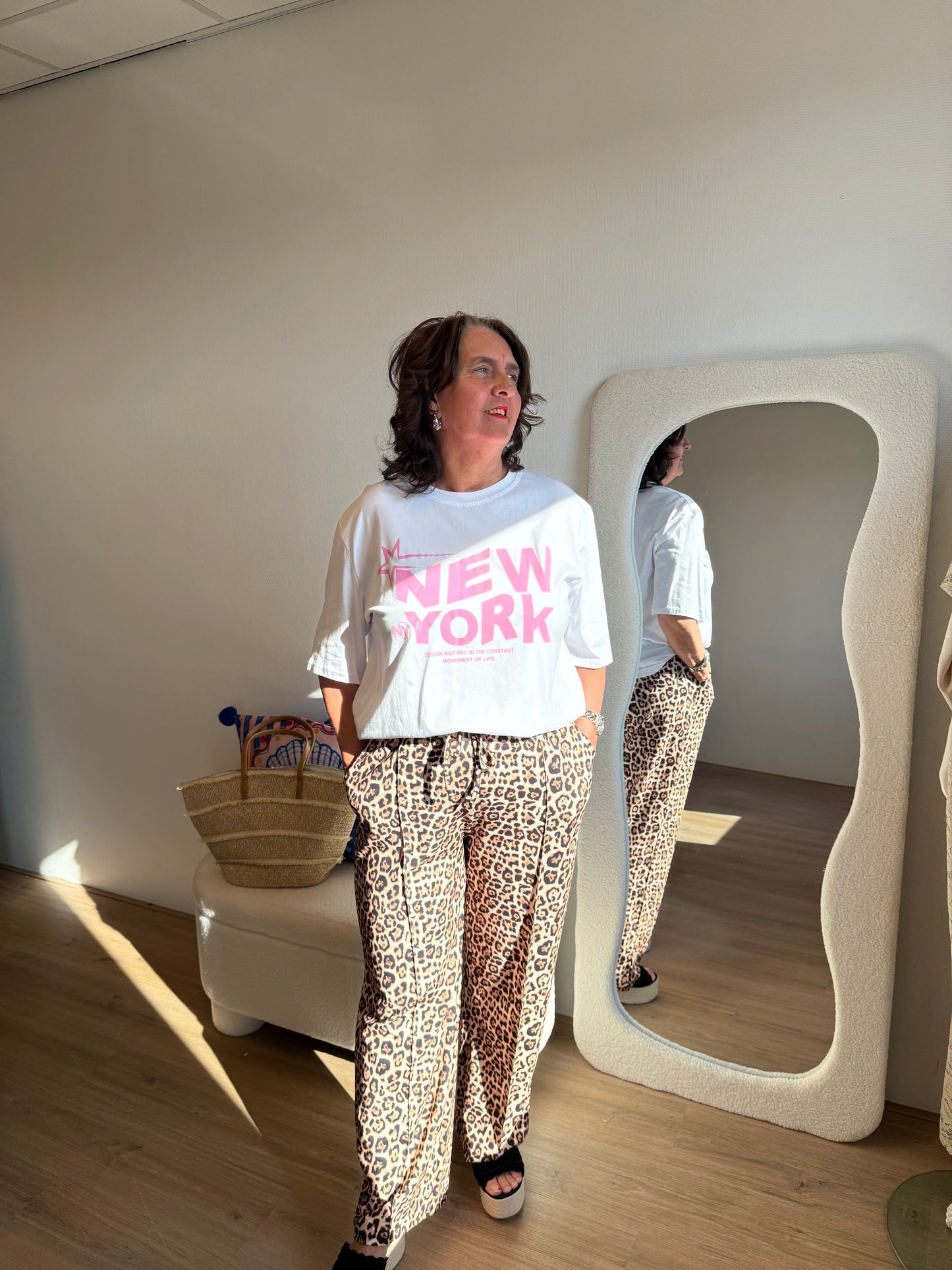 NY T-shirt white & pink