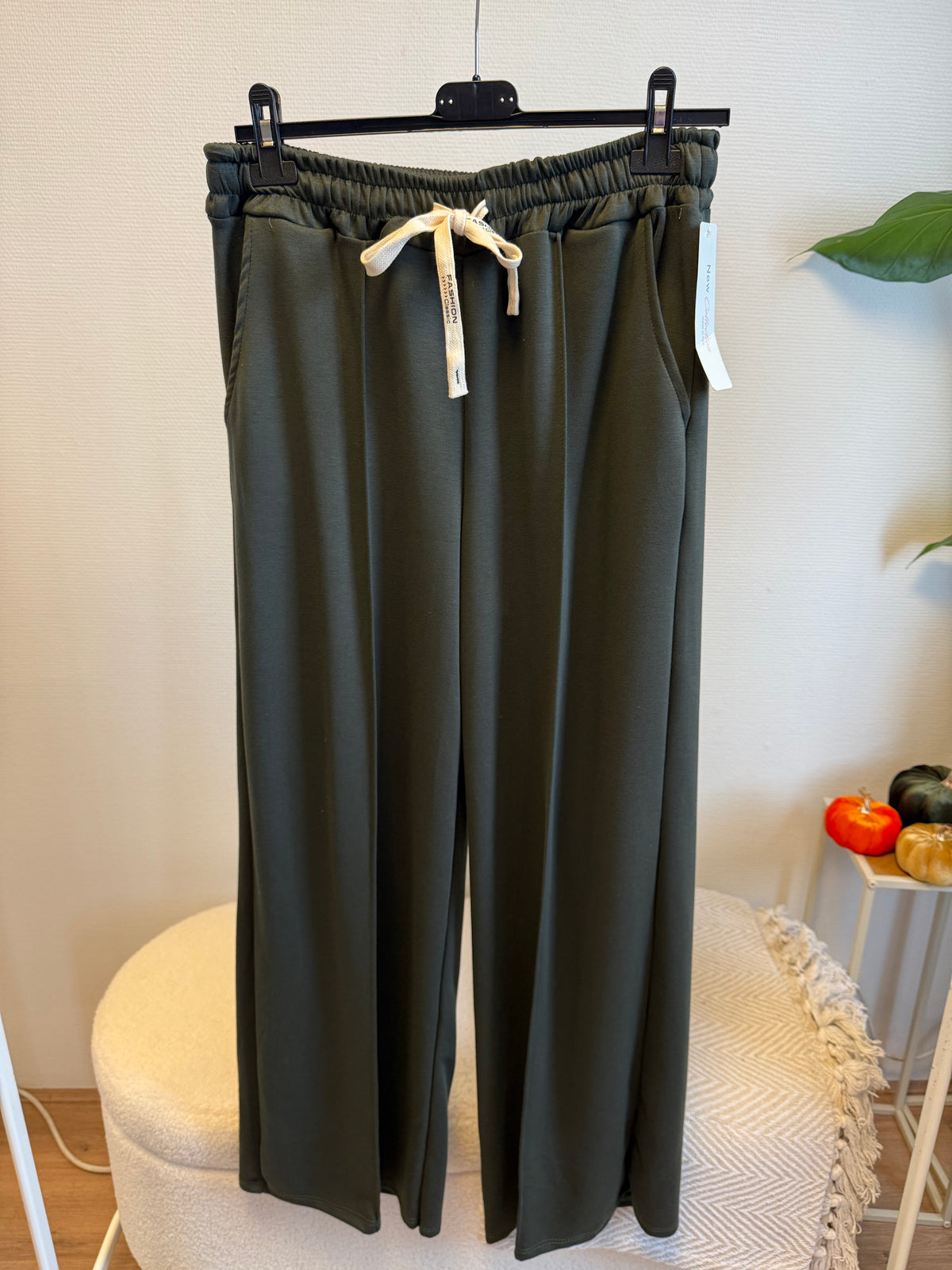 Tailored jogger straight fit army