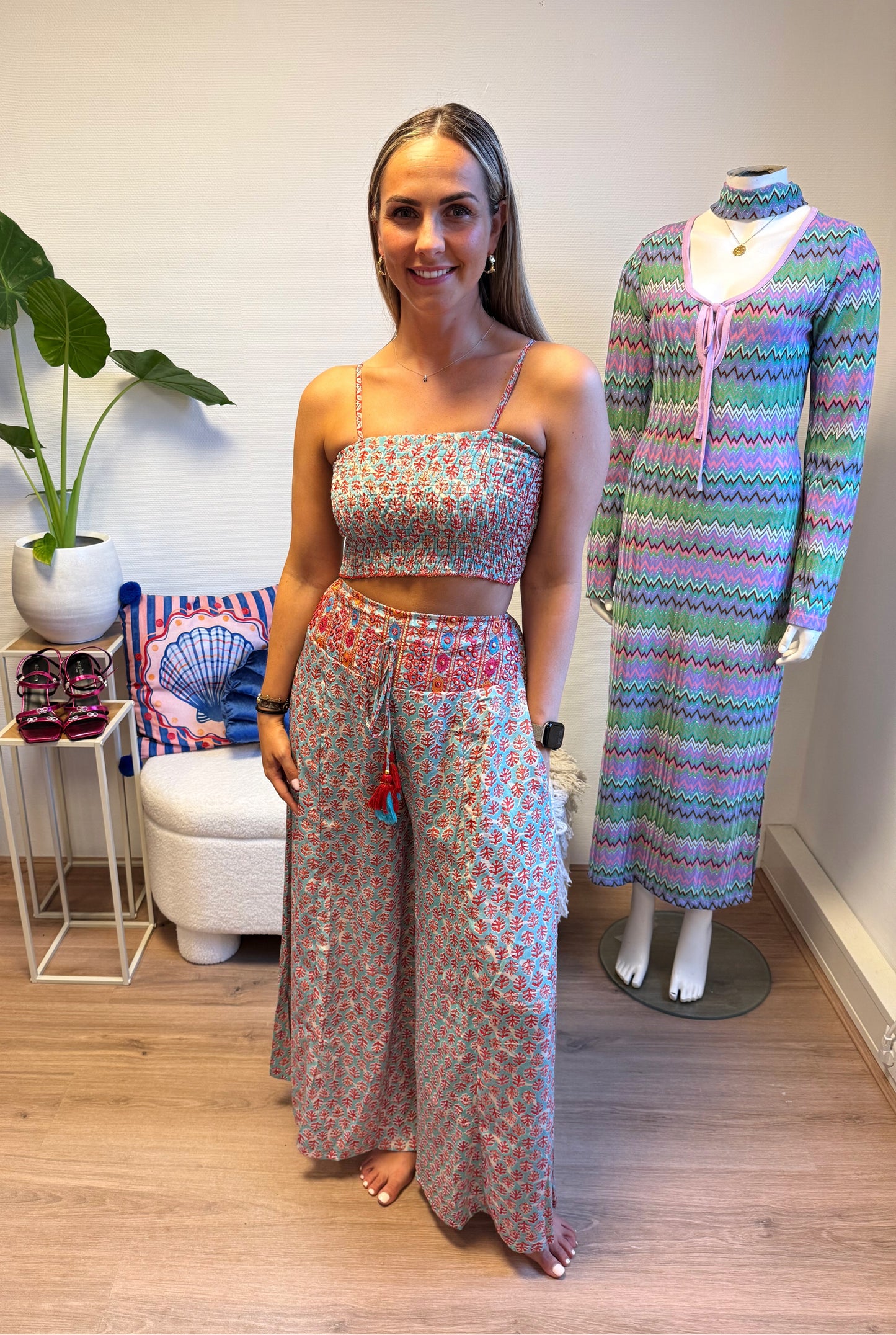 India two piece set lightblue & red