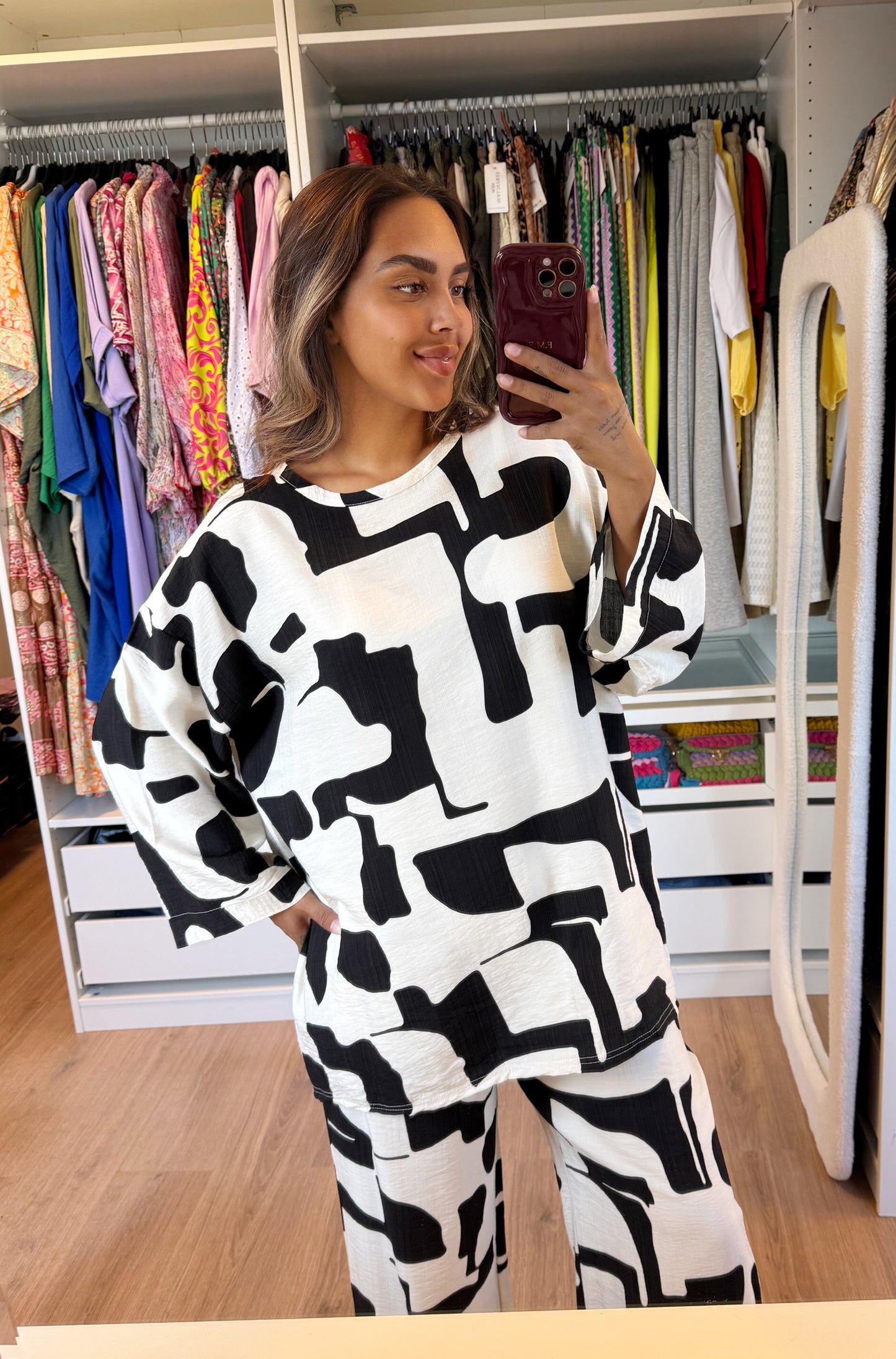 Kiara two piece set offwhite & black