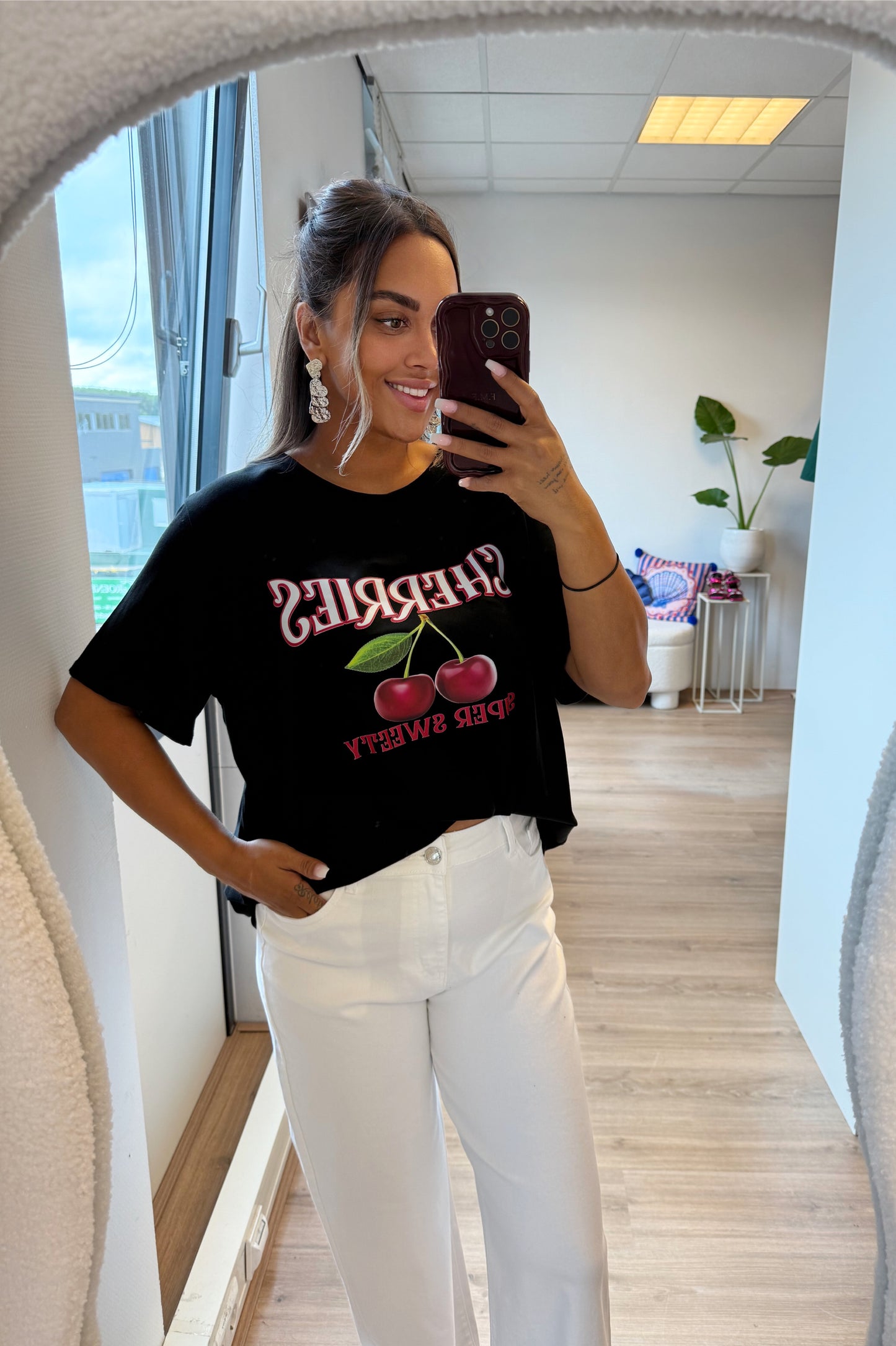 Cherry tshirt black