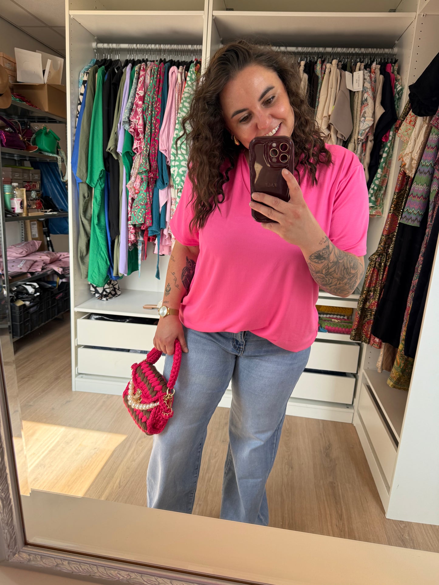Basic T-shirt hot pink v-hals 40/48