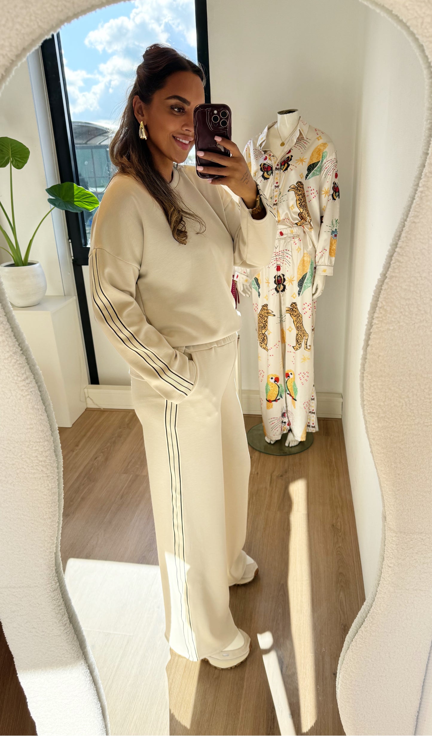 Scarlet stripe jogger set beige