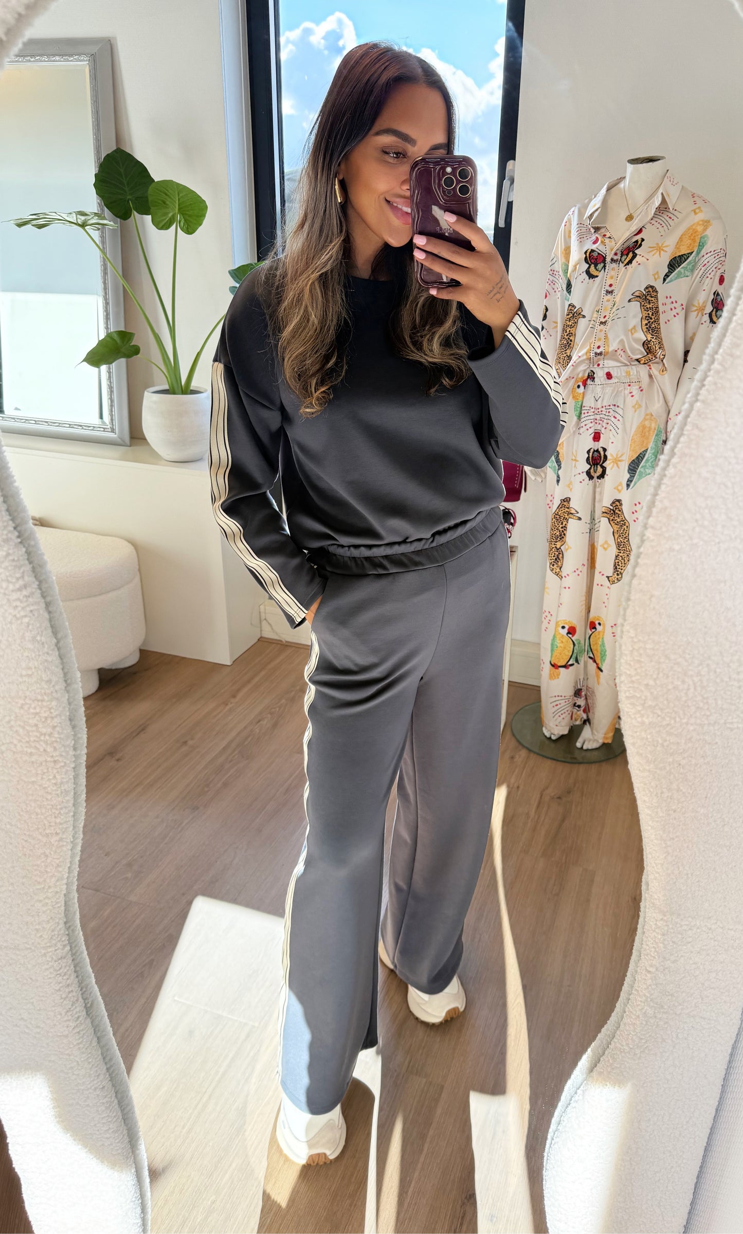 Scarlet stripe jogger set dark grey
