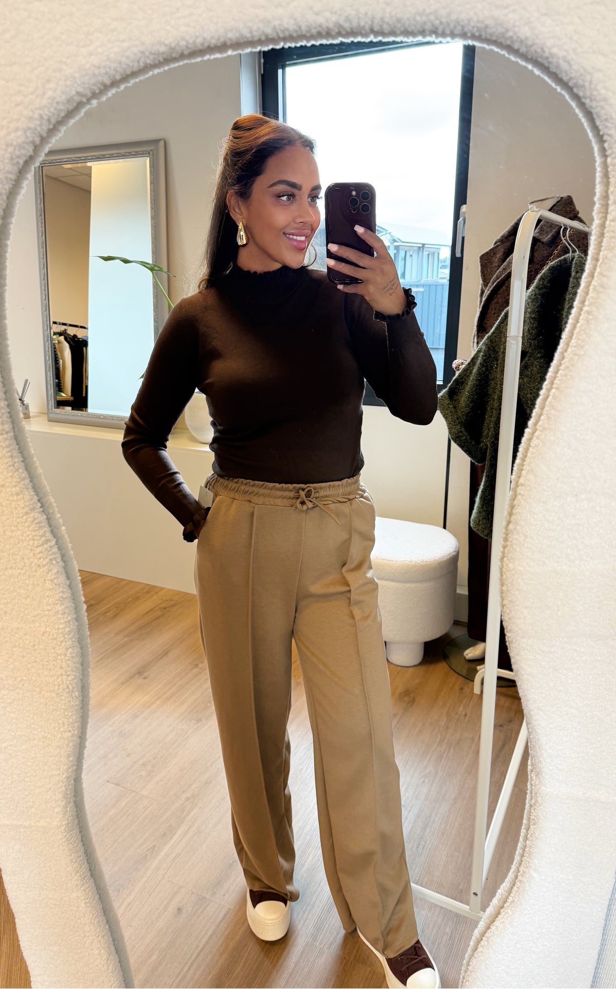 Tailored jogger straight fit camel