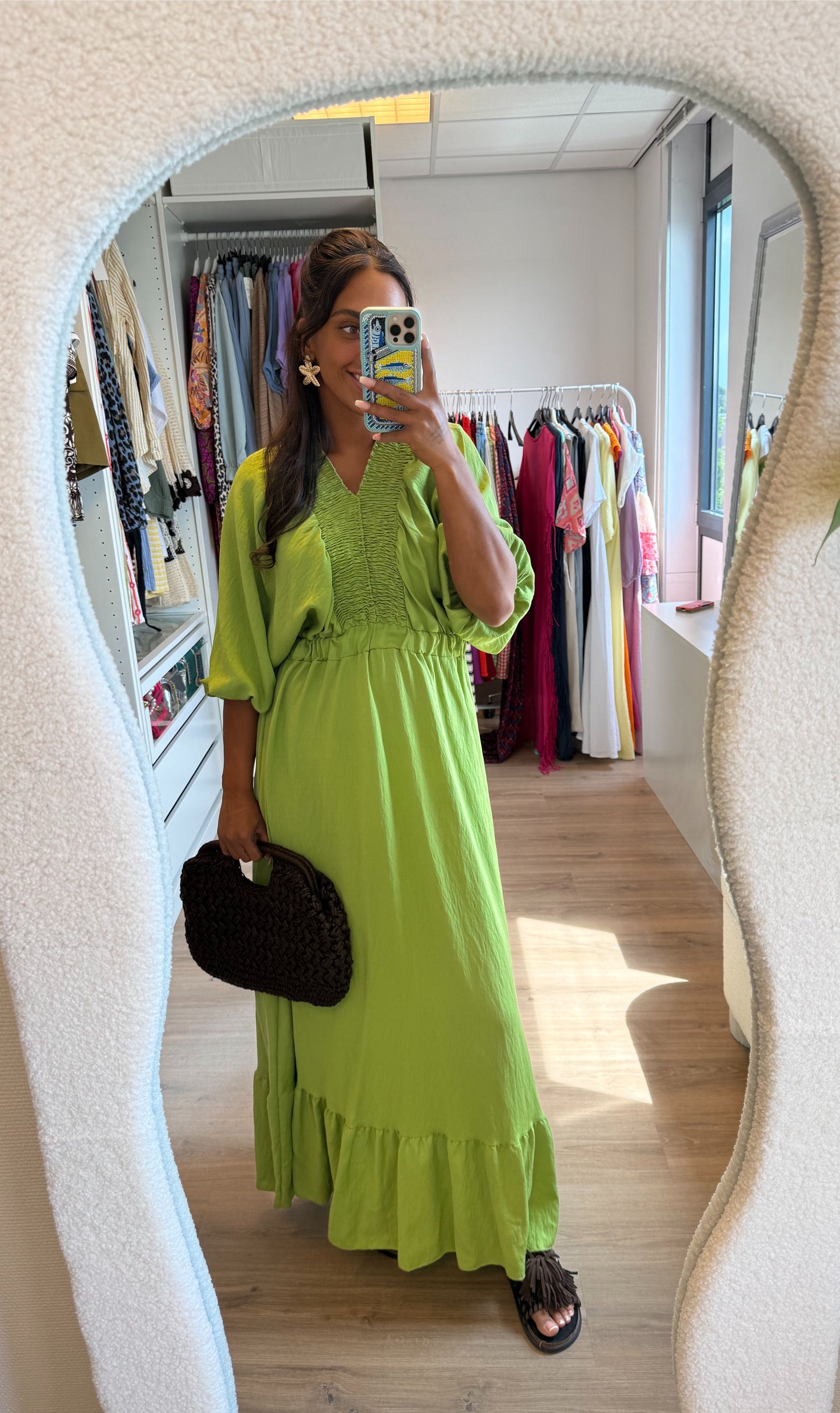 Maxi jurk met vlindermouwen pistache groen