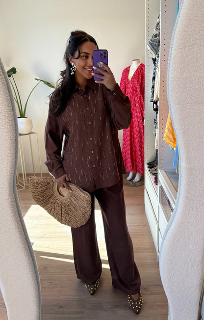 Tweedelig pak met strass choco bruin