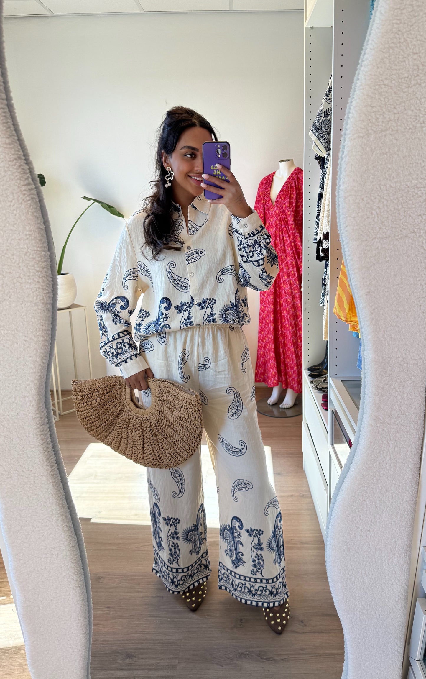 Tweedelig pak met paisley print offwhite