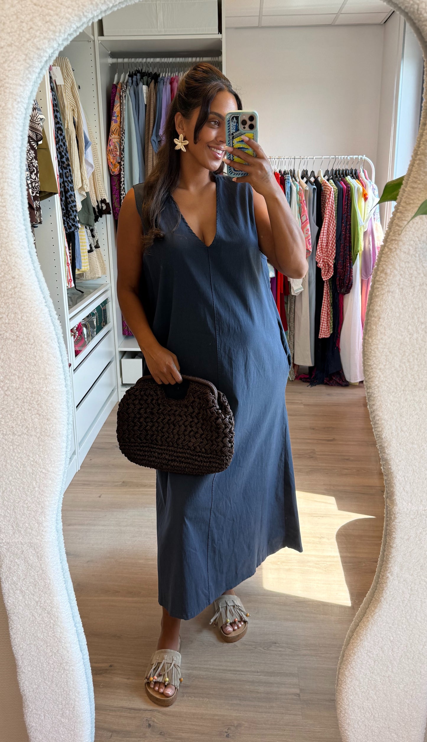 Viscose maxi jurk met vhals & zakken donkerblauw