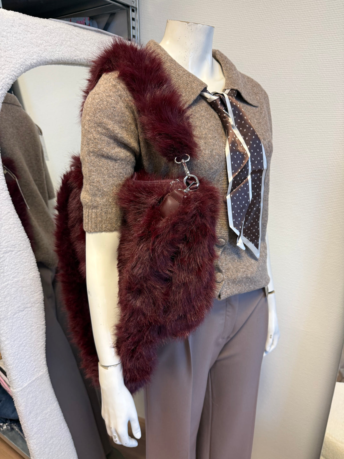 Faux fur schoudertas middelmaat bordeaux