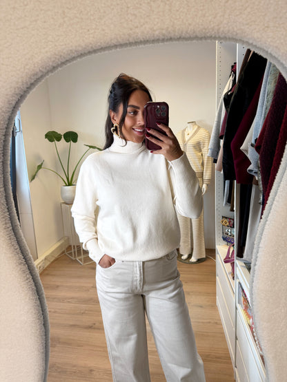 Yara button col offwhite