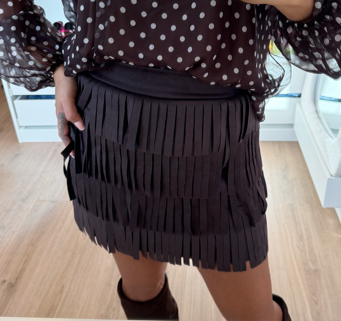 Suede look fringe skort choco brown