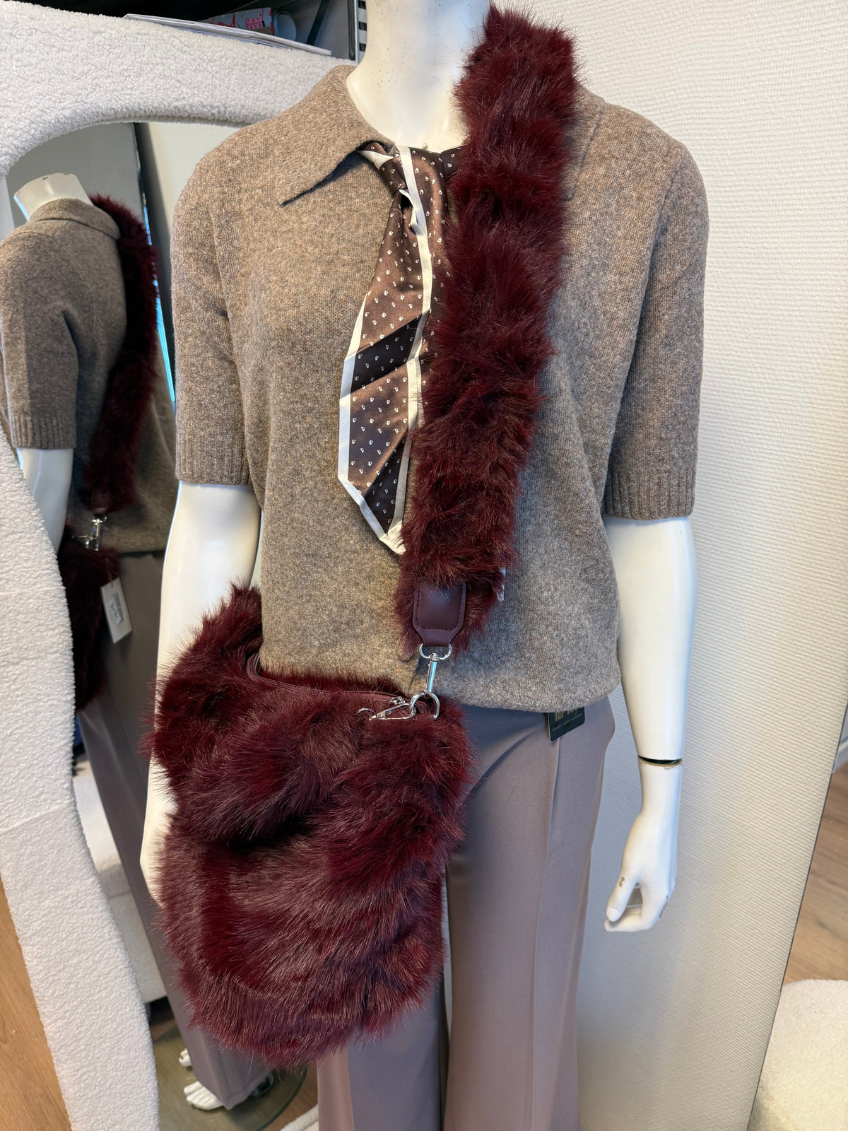 Faux fur schoudertas middelmaat bordeaux