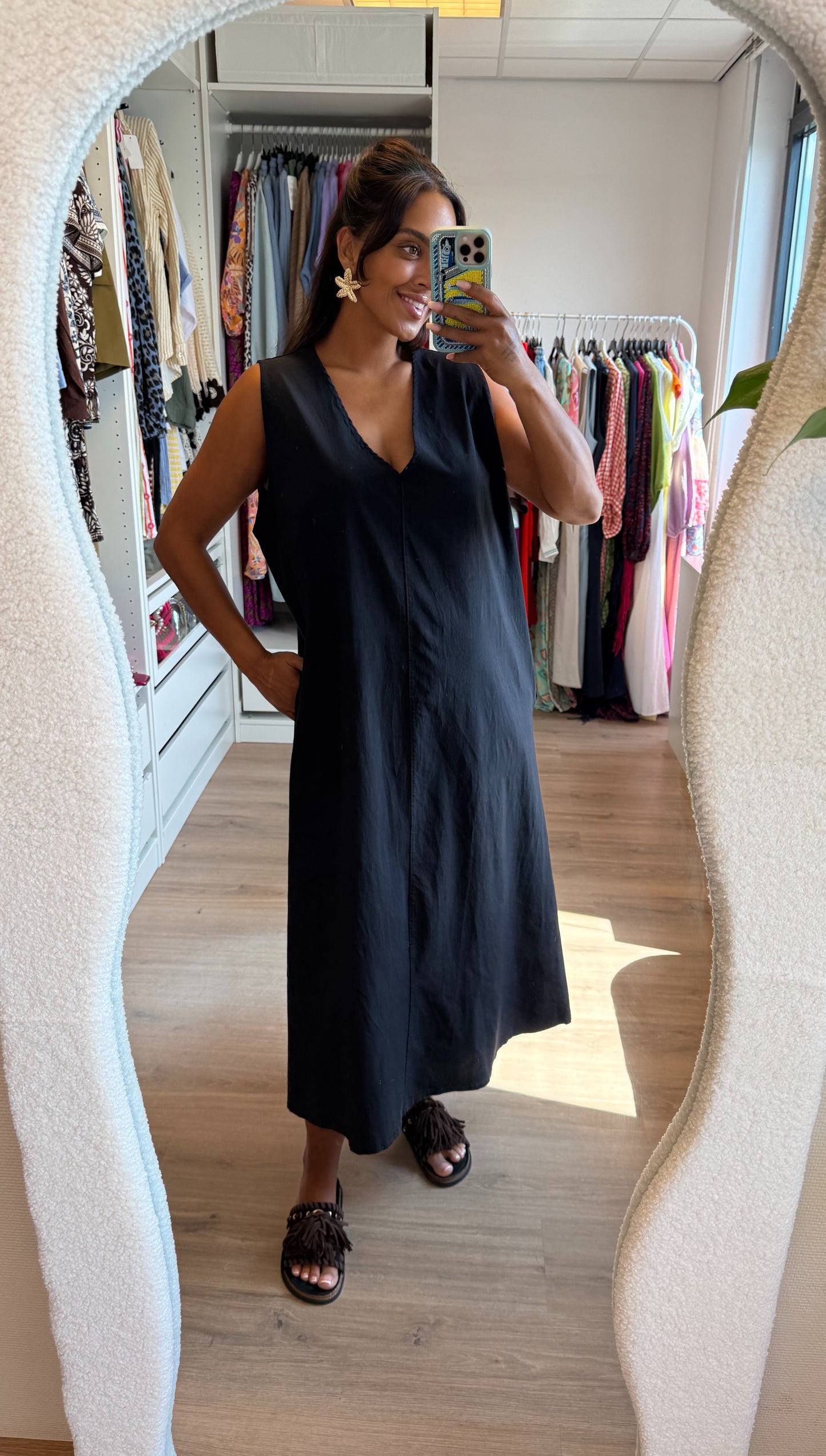 Viscose maxi jurk met vhals & zakken zwart