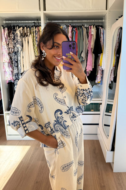 Tweedelig pak met paisley print offwhite