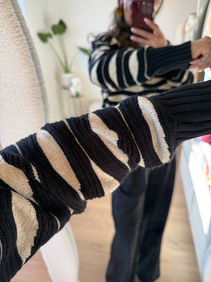 Print sweater black & beige