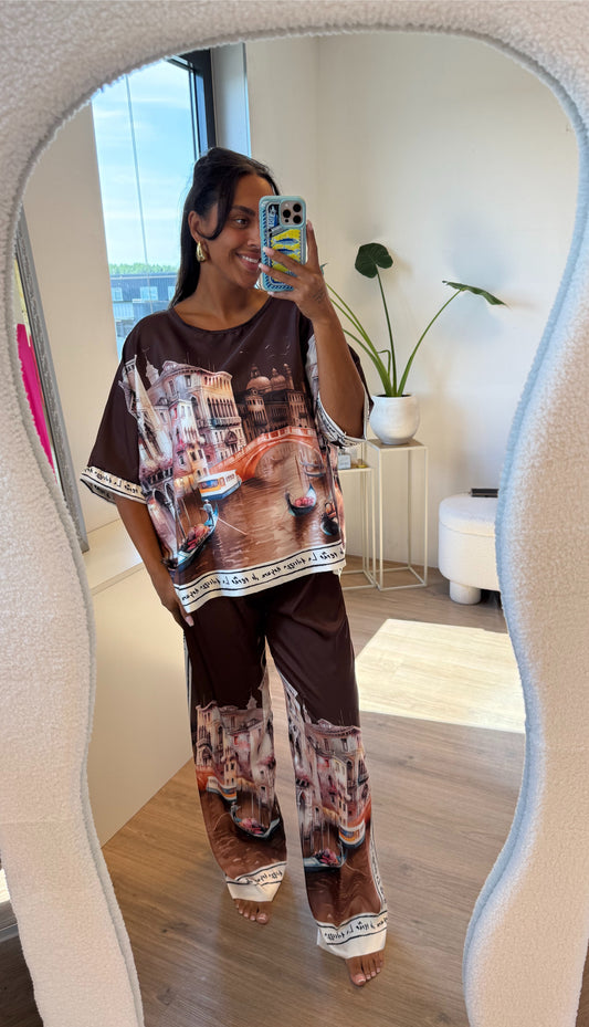 Tweedelige satijn set dolce vita choco bruin