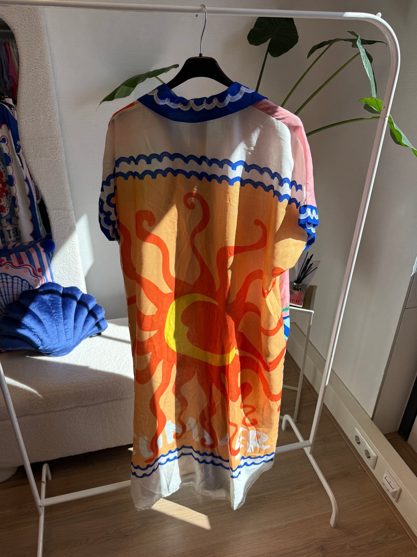 Midi linnen jurk dolce vita print lichtroze & kobalt blauw