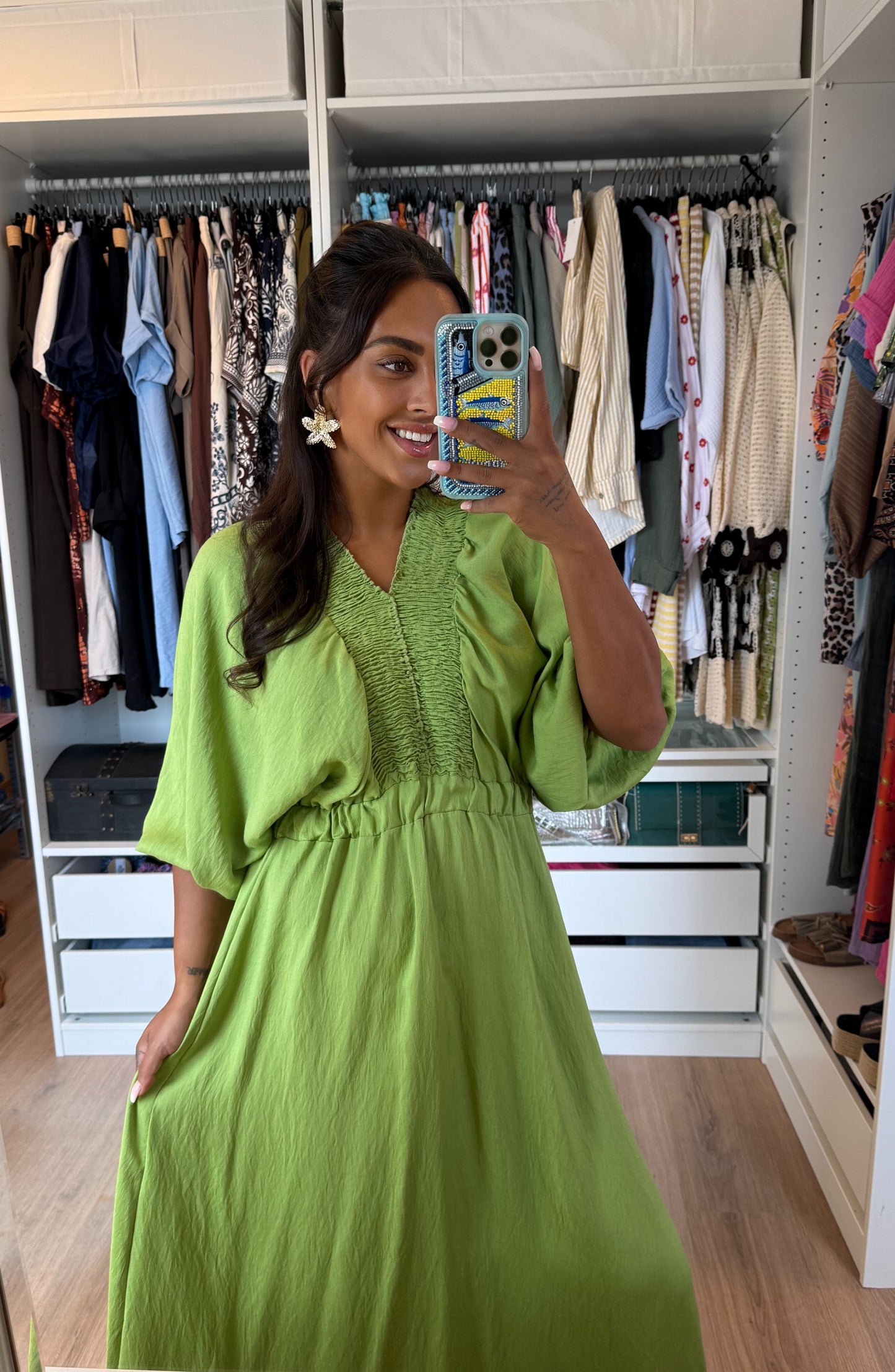Maxi jurk met vlindermouwen pistache groen