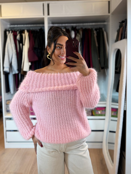 Amber off-shoulder knit baby pink