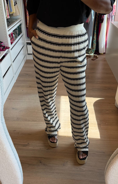 Crochet broek met streepprint zwart & offwhite