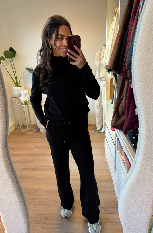 Comfy two piece set black