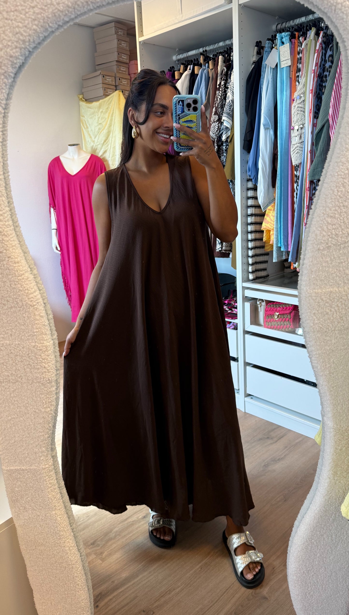 Maxi jurk met v hals choco bruin