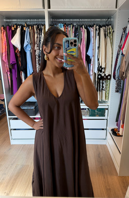 Maxi jurk met v hals choco bruin