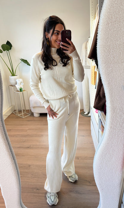 Comfy two piece set crème