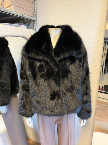 Faux fur jas zwart