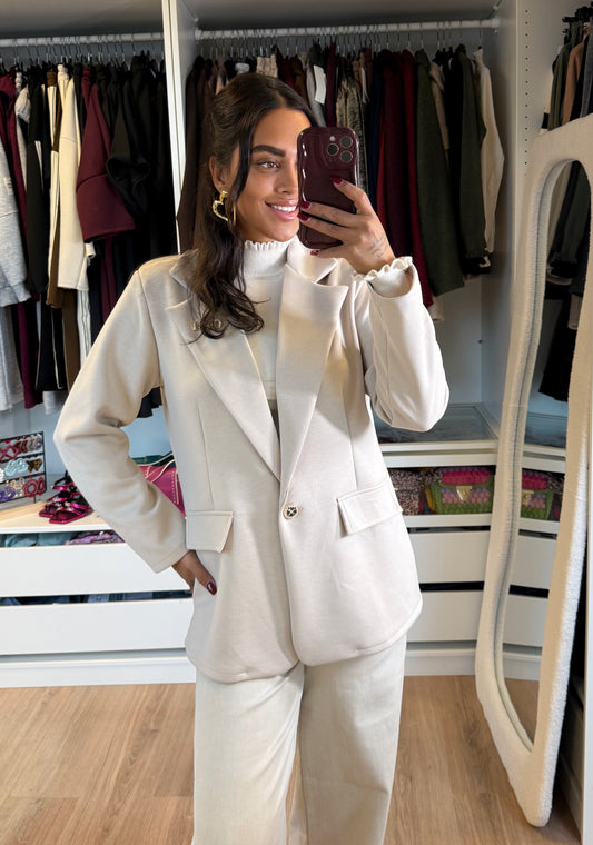 Bowie brooch blazer beige