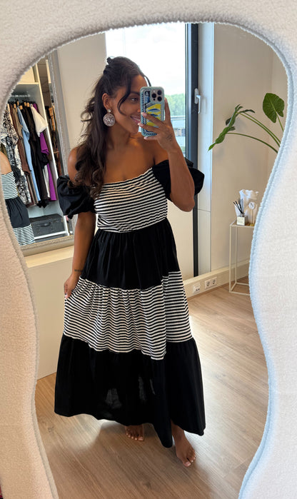 Maxi jurk off shoulder zwart & wit