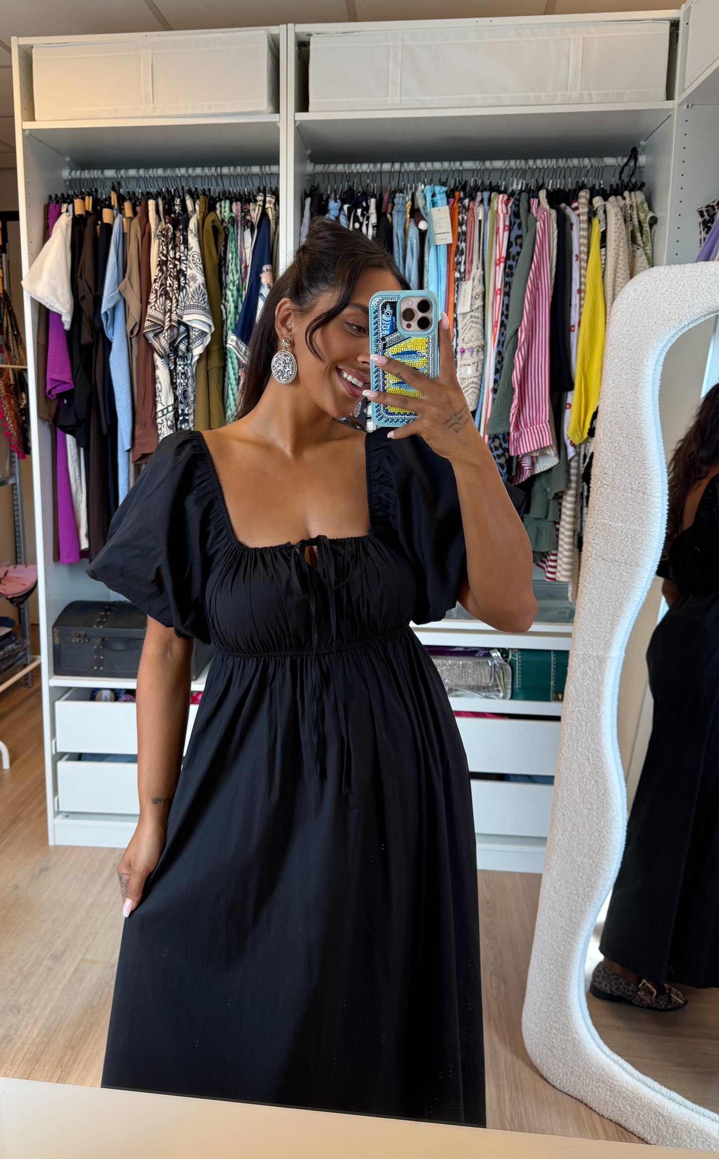 Katoenen maxi jurk met pofmouwen zwart