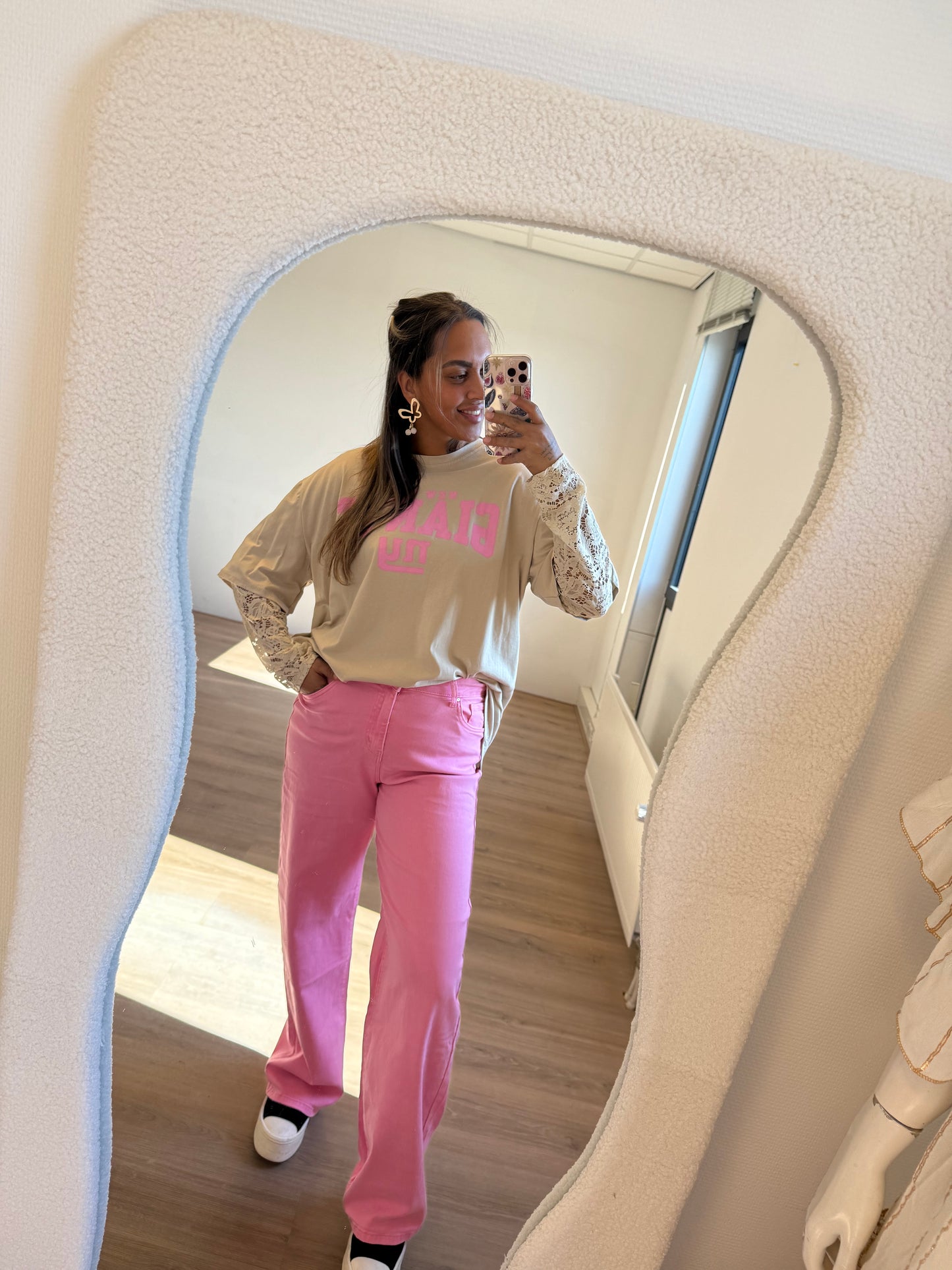 New york longsleeve lace T-shirt beige & pink