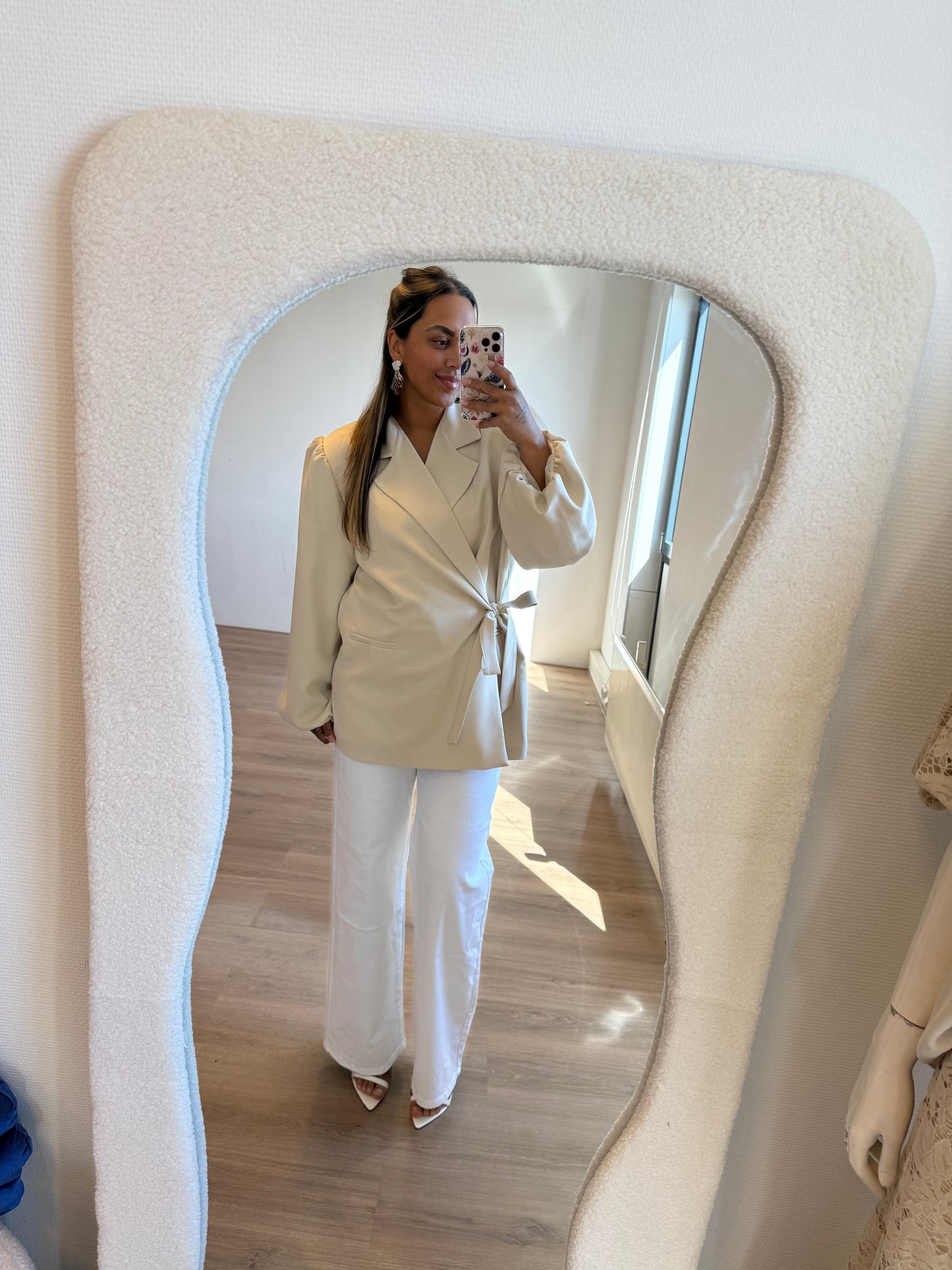 Bodie balloon blazer beige
