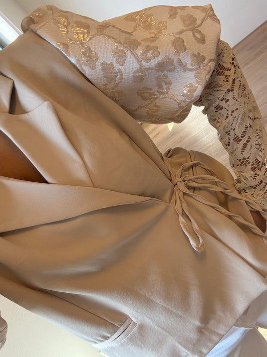 Georgia golden detail lace blazer beige