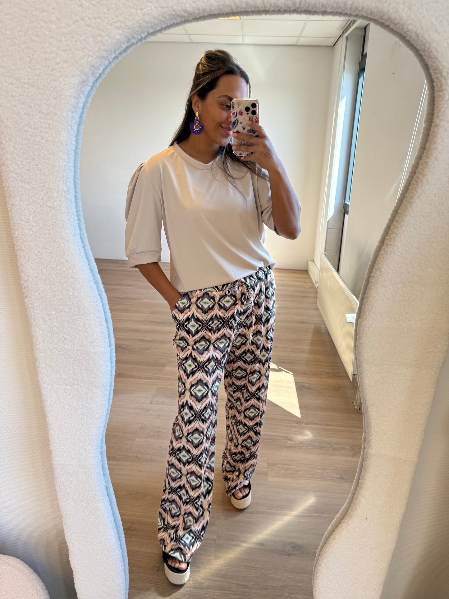 Tiffany travel pants beige-black-green