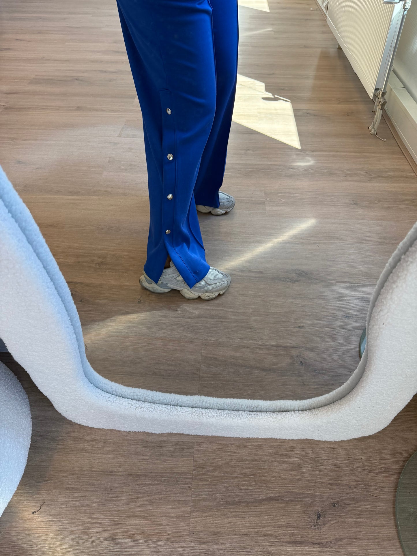 Button wide leg jogger kobalt