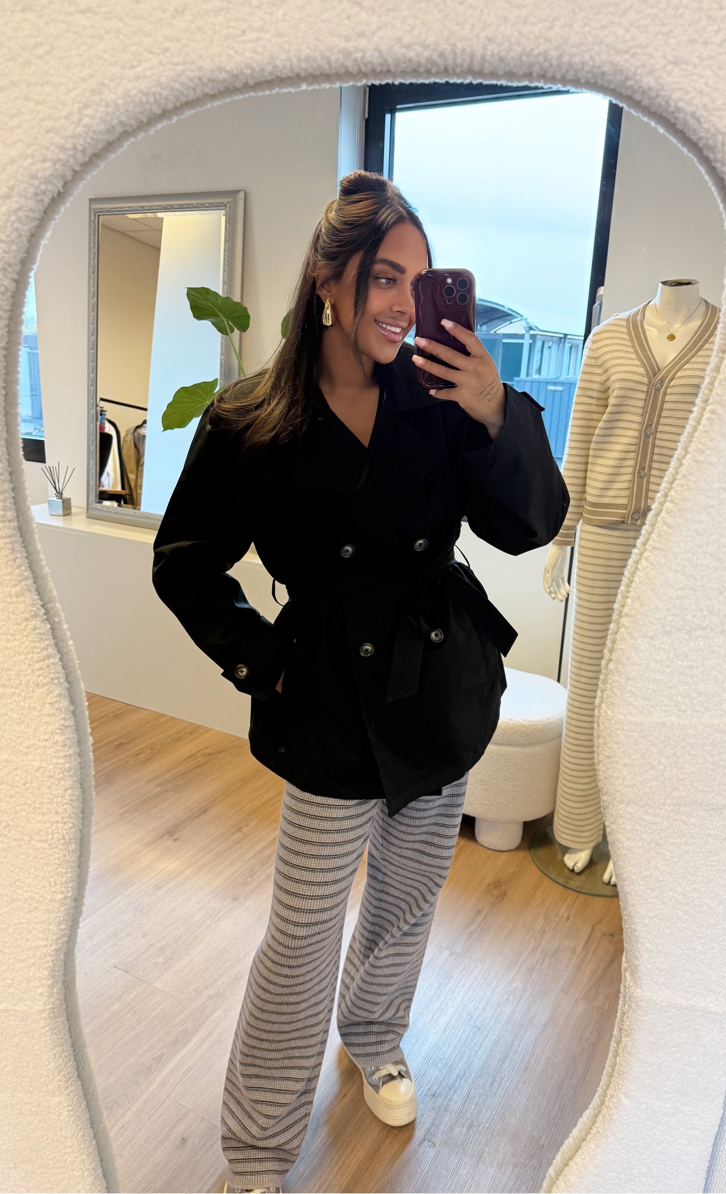 Plus Queen trenchcoat black