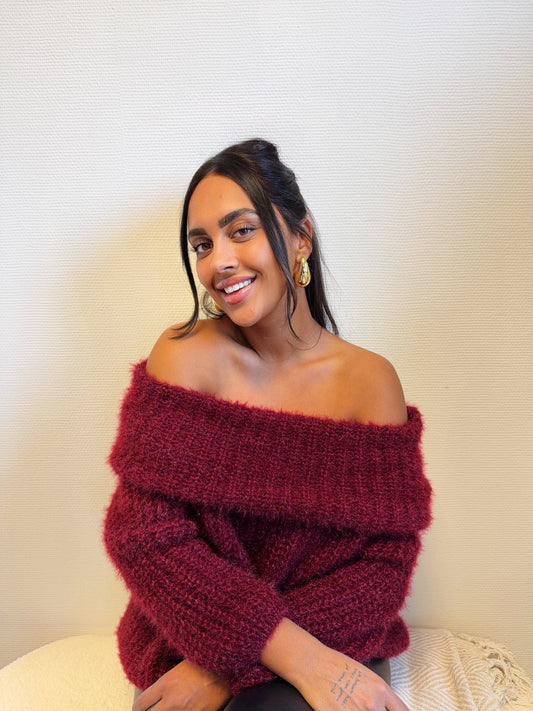 Amber off-shoulder knit bordeaux