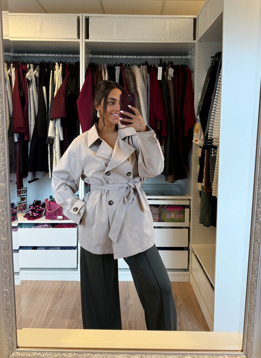 Plus Queen trenchcoat beige