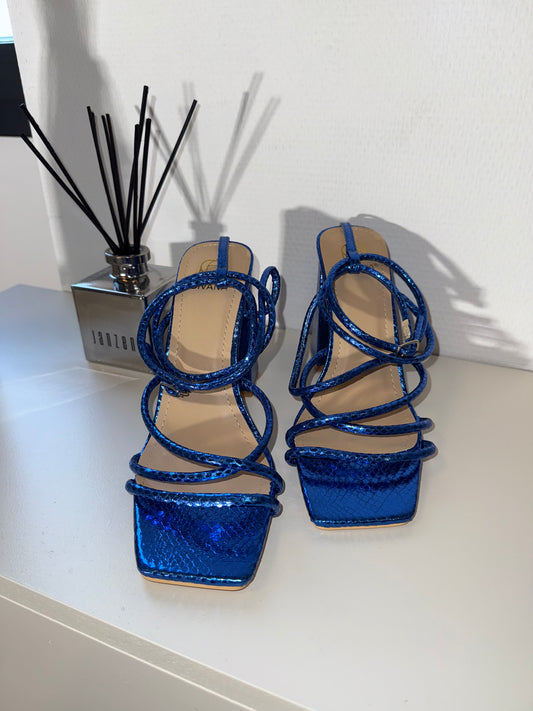 Mia metallic heels blue